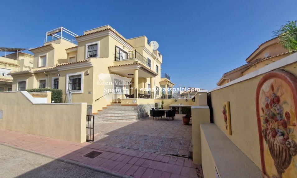 Resale - Coastal Villa - Rojales