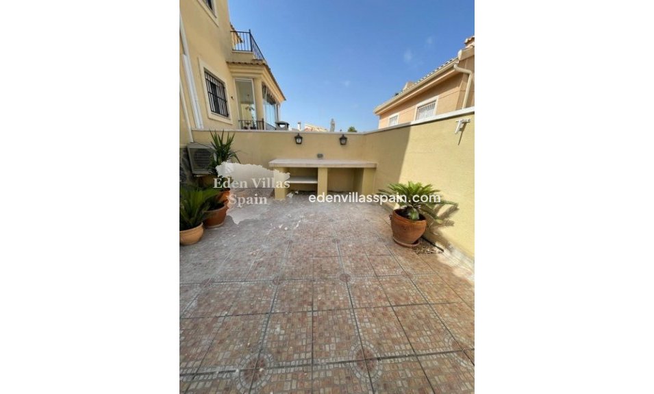 Resale - Coastal Villa - Rojales
