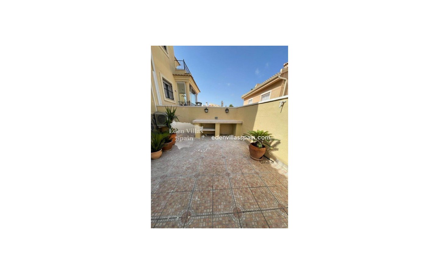 Resale - Coastal Villa - Rojales