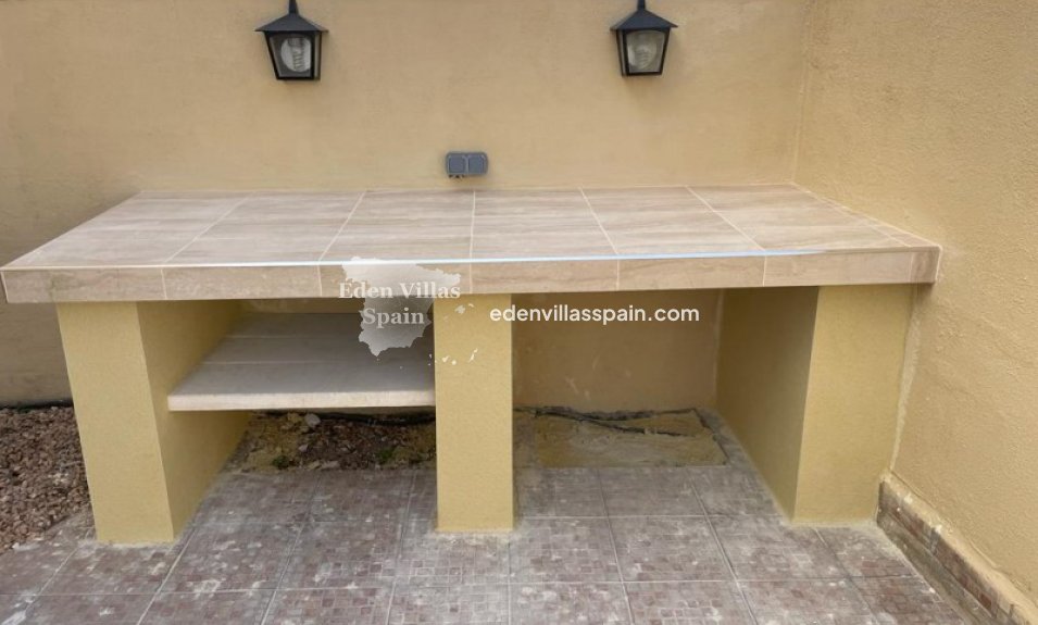 Resale - Coastal Villa - Rojales