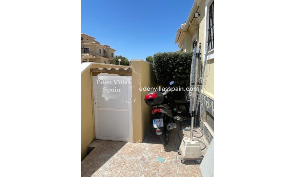Resale - Coastal Villa - Rojales
