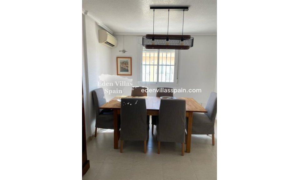 Resale - Coastal Villa - Rojales