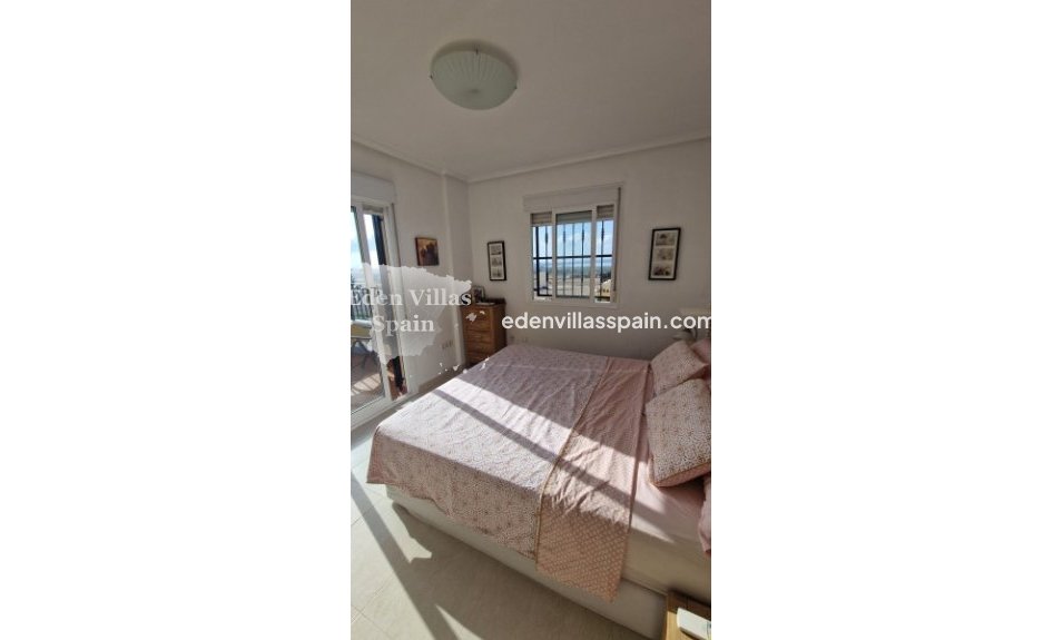 Resale - Coastal Villa - Rojales