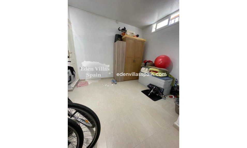 Resale - Coastal Villa - Rojales