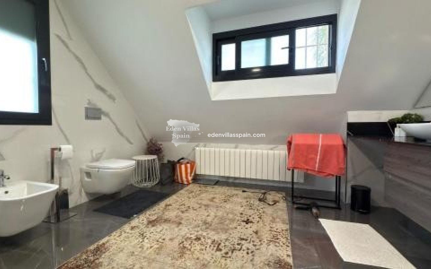 Resale - Coastal Villa - San Juan