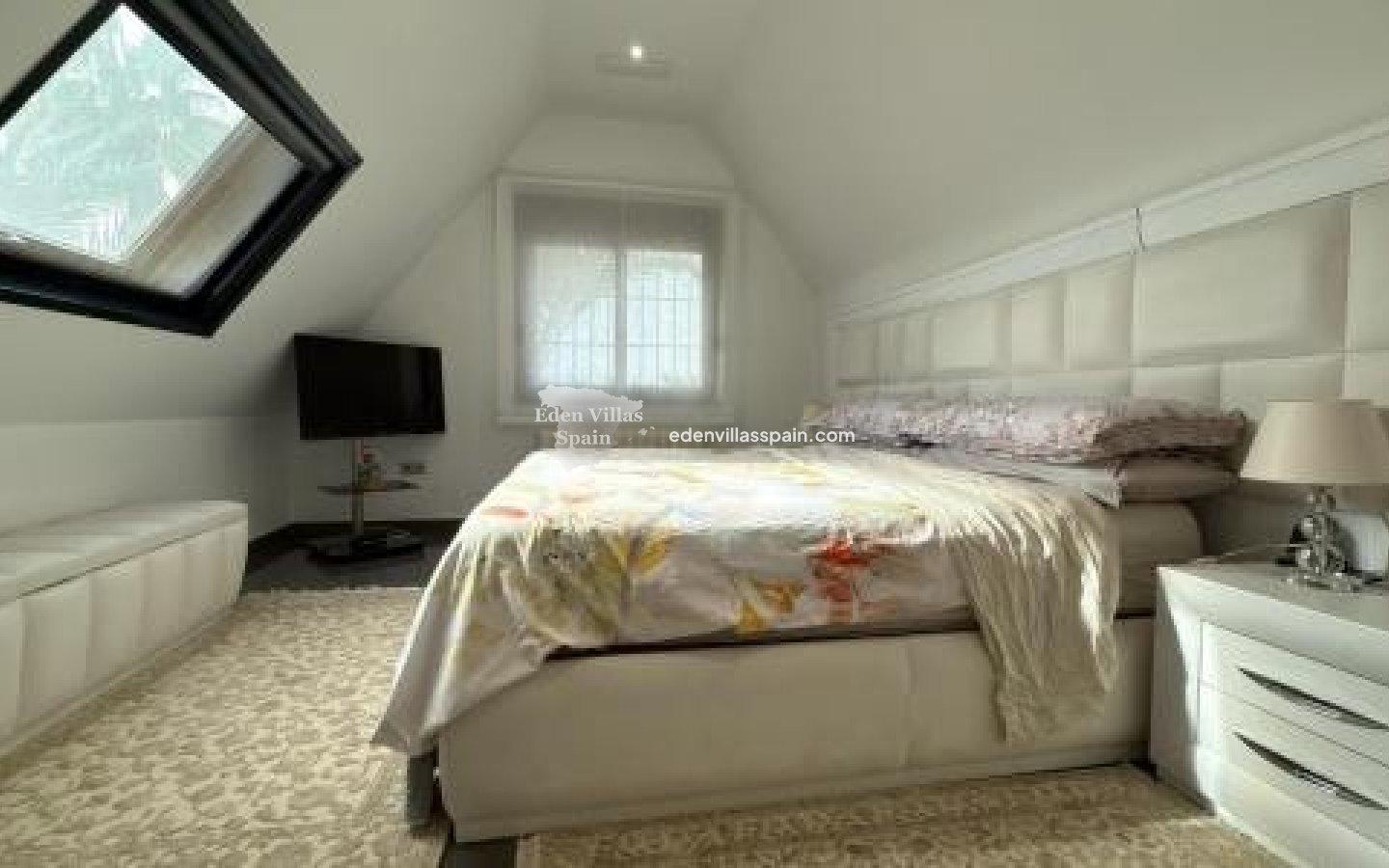 Resale - Coastal Villa - San Juan