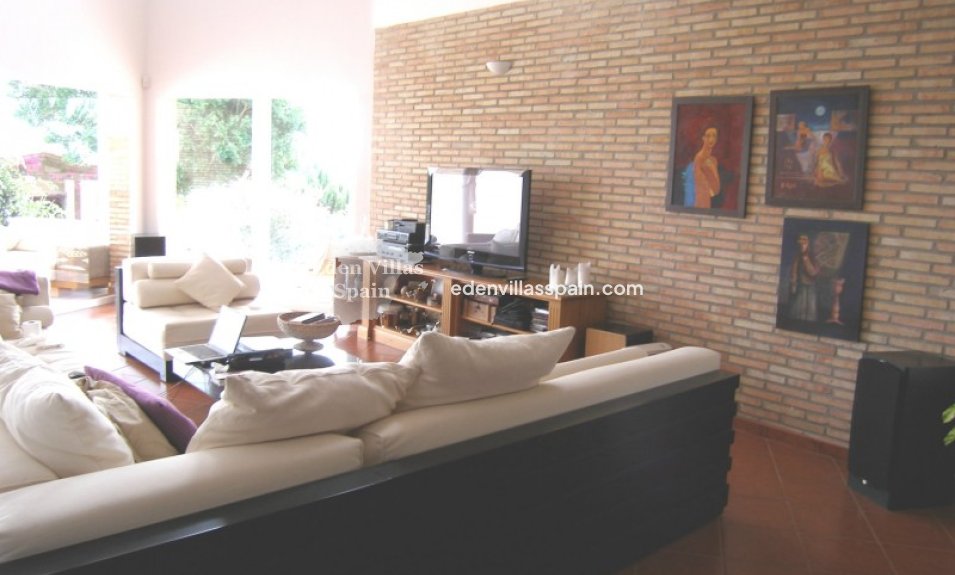 Resale - Country House - Alicante