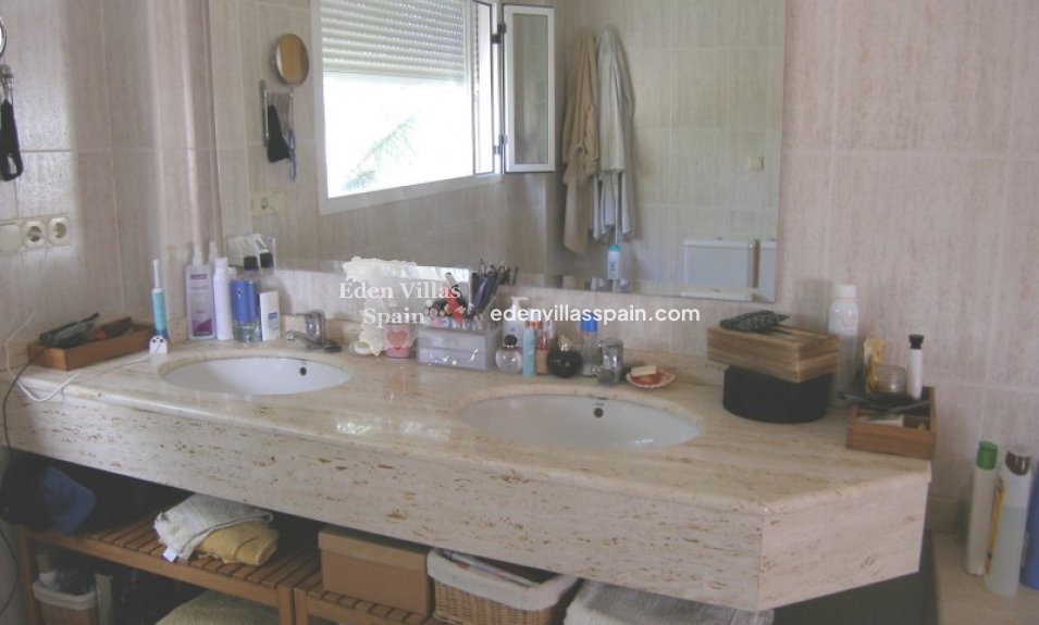 Resale - Country House - Alicante