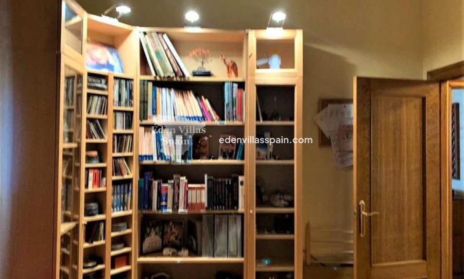 Resale - Country House - Catral