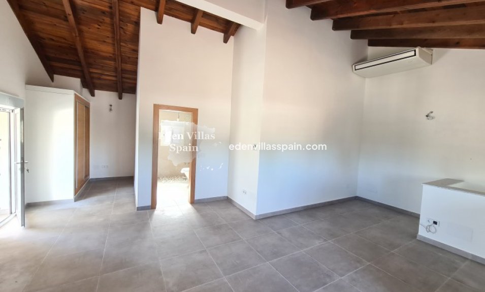 Resale - Country House - Catral