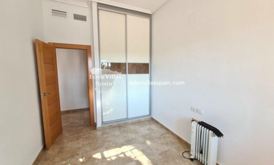 Resale - Country House - Catral