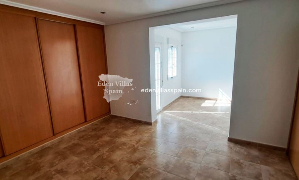 Resale - Country House - Catral