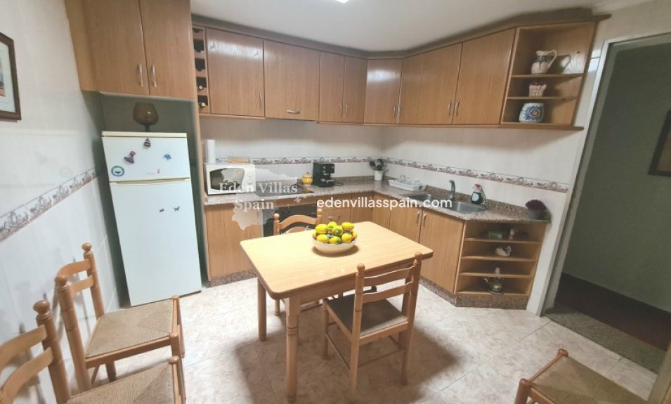 Resale - Country House - Crevillente