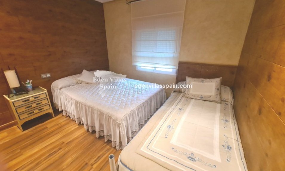 Resale - Country House - Crevillente