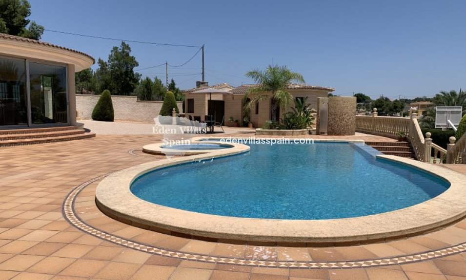 Resale - Country House - Crevillente
