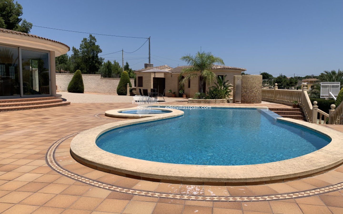Resale - Country House - Crevillente