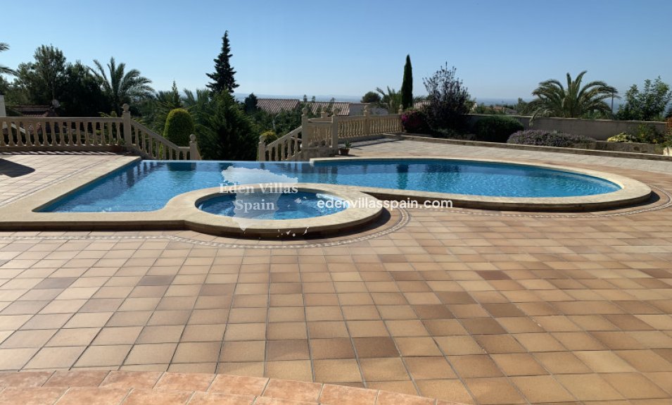 Resale - Country House - Crevillente