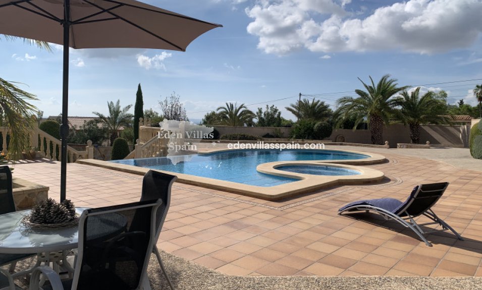 Resale - Country House - Crevillente