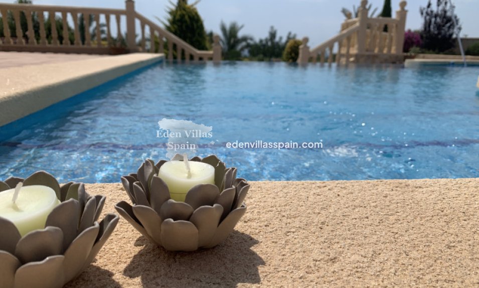 Resale - Country House - Crevillente