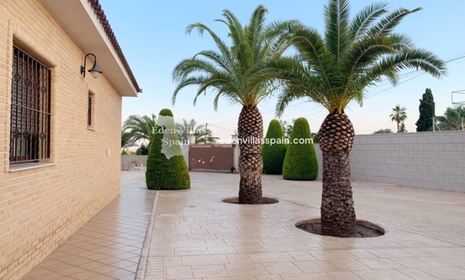 Resale - Country House - Crevillente