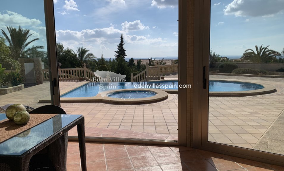 Resale - Country House - Crevillente