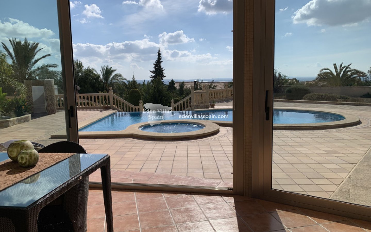 Resale - Country House - Crevillente