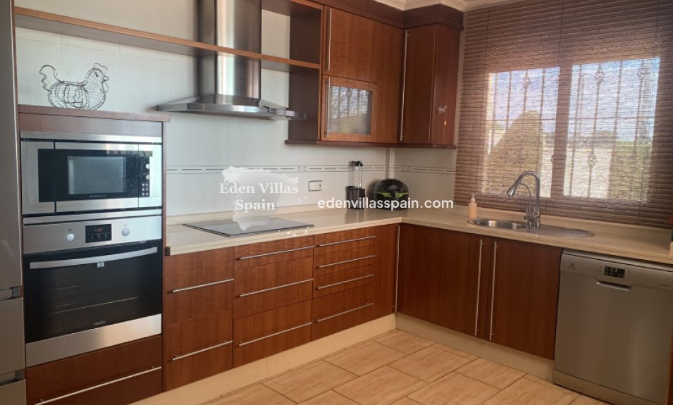 Resale - Country House - Crevillente