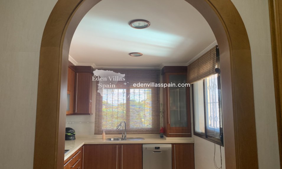 Resale - Country House - Crevillente
