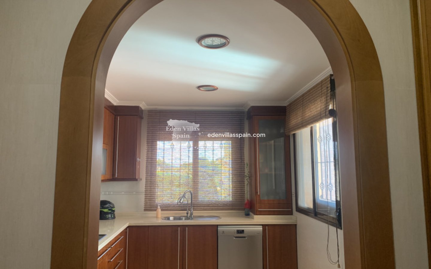 Resale - Country House - Crevillente