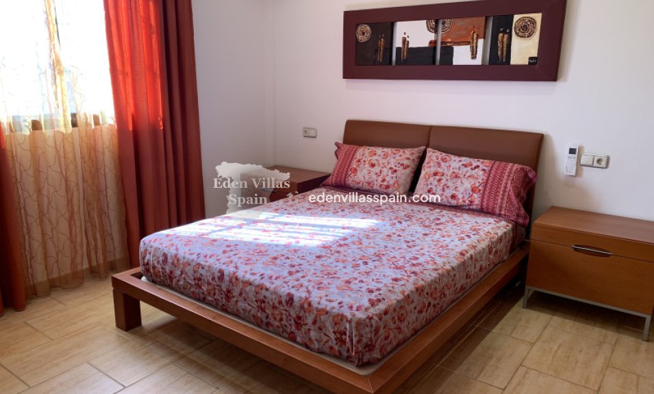 Resale - Country House - Crevillente
