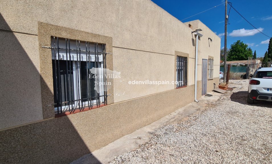 Resale - Country House - Crevillente