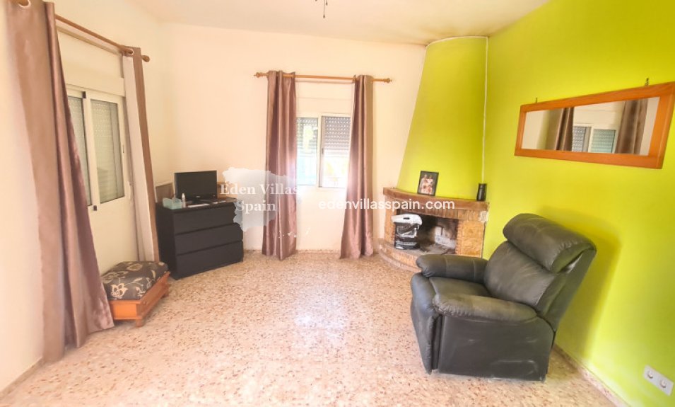 Resale - Country House - Crevillente