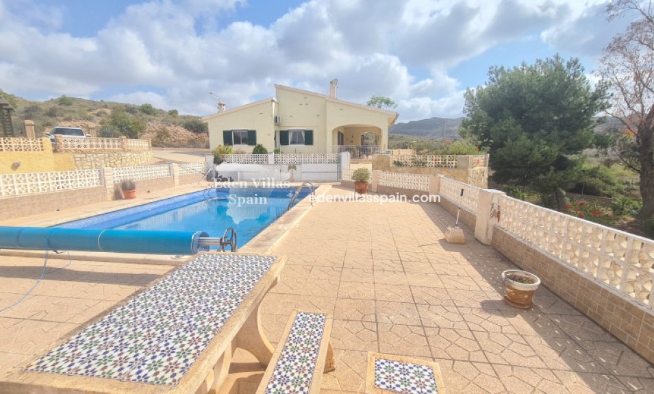 Resale - Country House - Crevillente