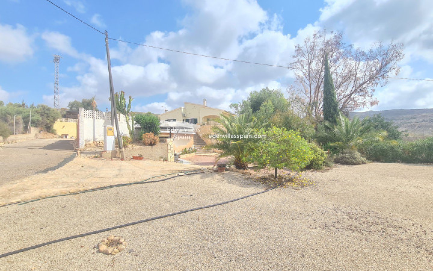 Resale - Country House - Crevillente