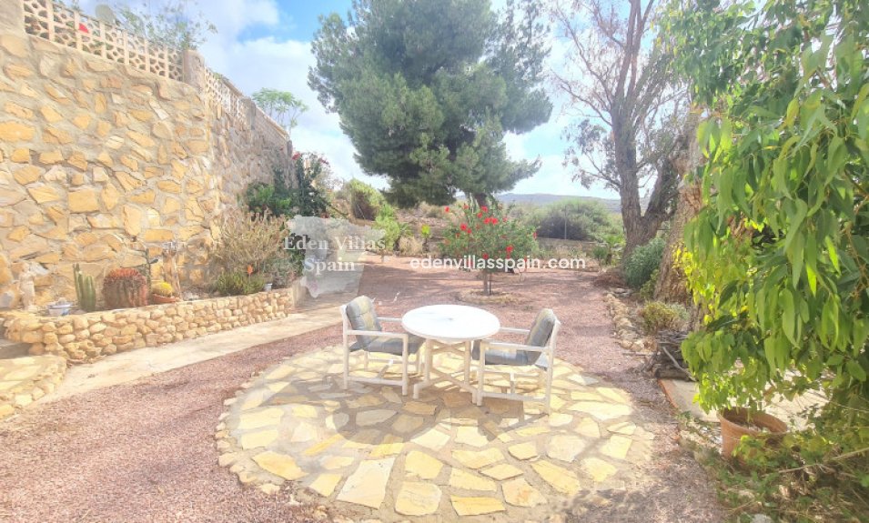 Resale - Country House - Crevillente