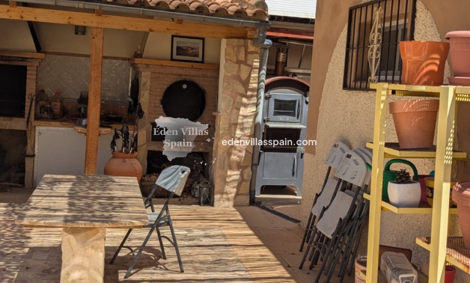 Resale - Country House - Crevillente