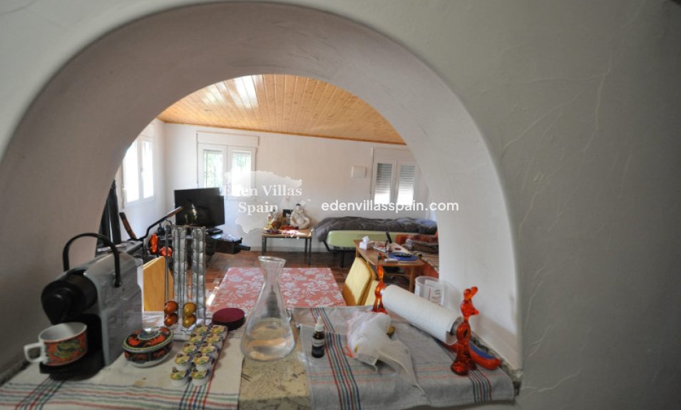 Resale - Country House - Crevillente