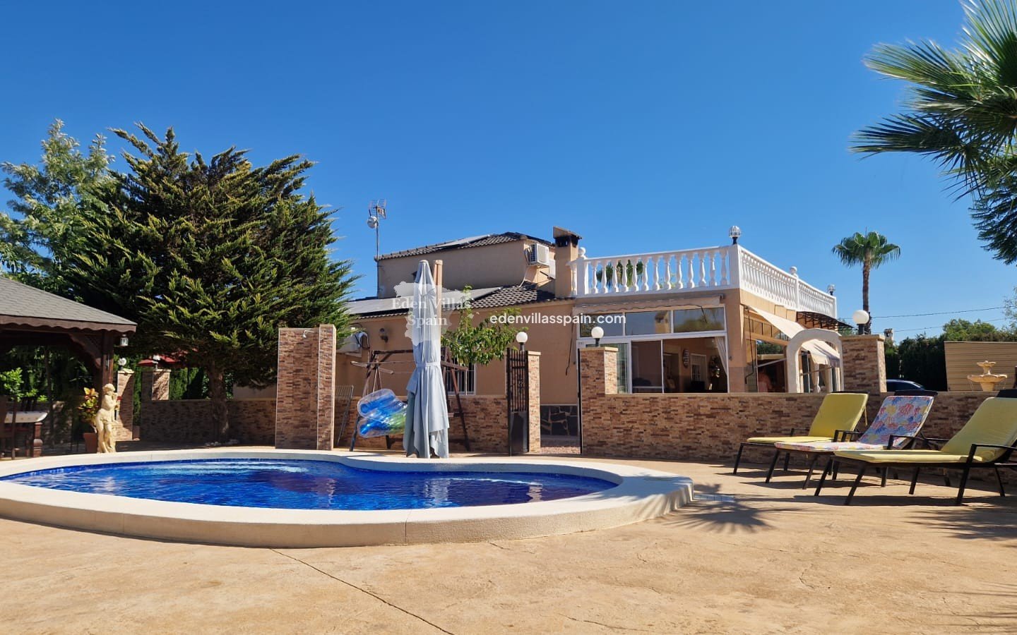 Resale - Country House - Crevillente