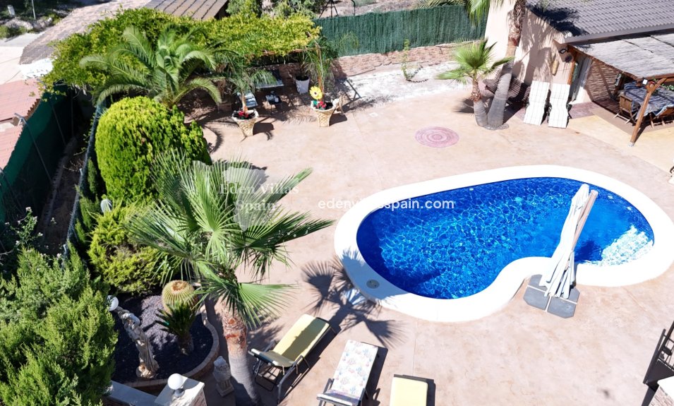 Resale - Country House - Crevillente