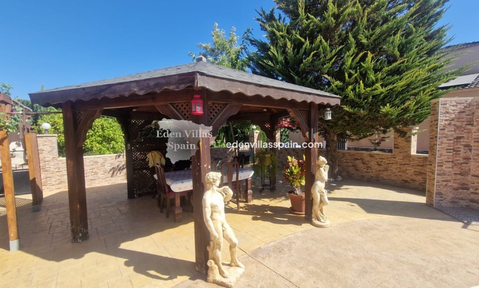 Resale - Country House - Crevillente