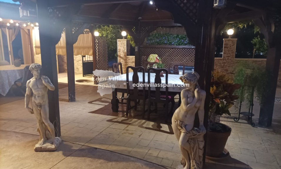 Resale - Country House - Crevillente