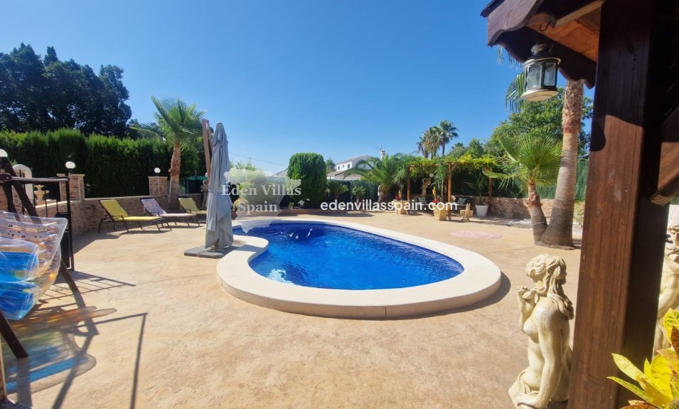 Resale - Country House - Crevillente