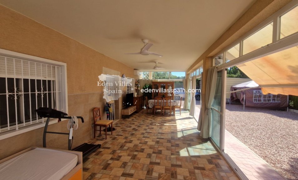 Resale - Country House - Crevillente