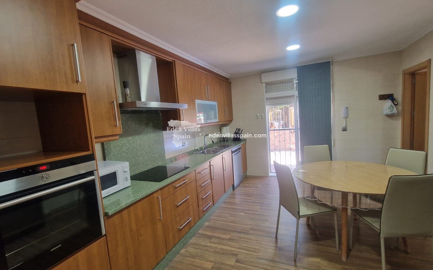 Resale - Country House - Crevillente