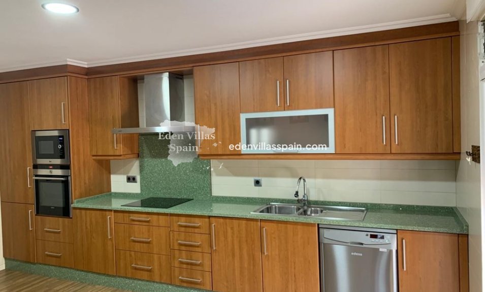 Resale - Country House - Crevillente