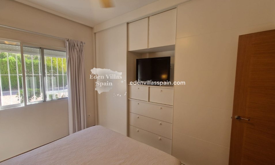 Resale - Country House - Crevillente