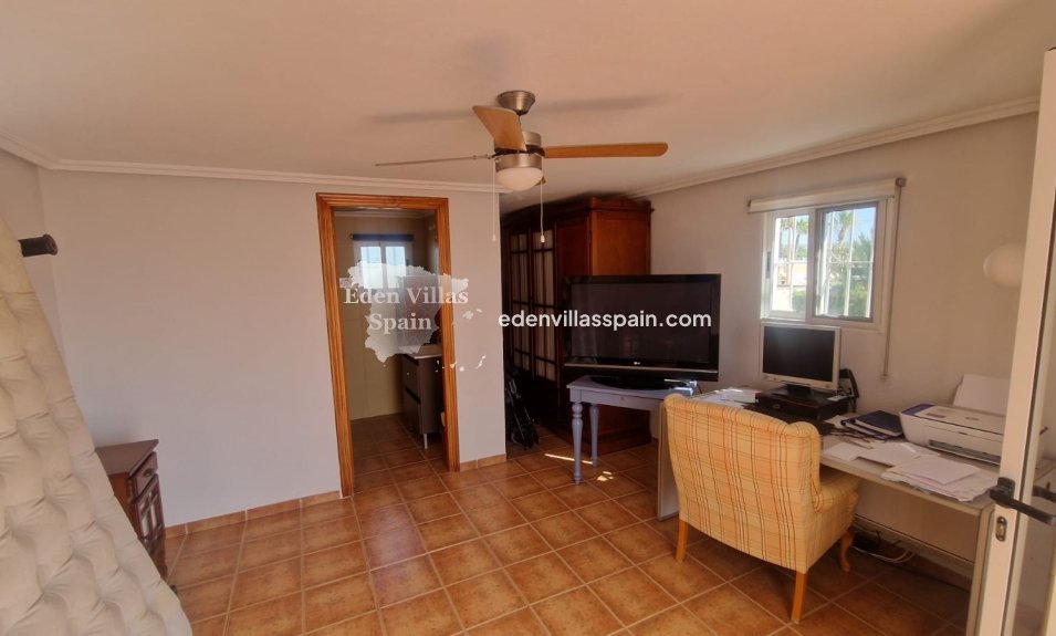 Resale - Country House - Crevillente