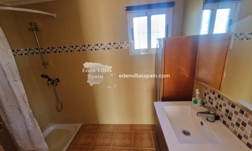 Resale - Country House - Crevillente