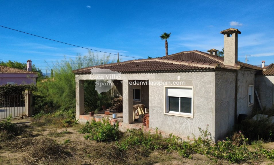 Resale - Country House - Crevillente