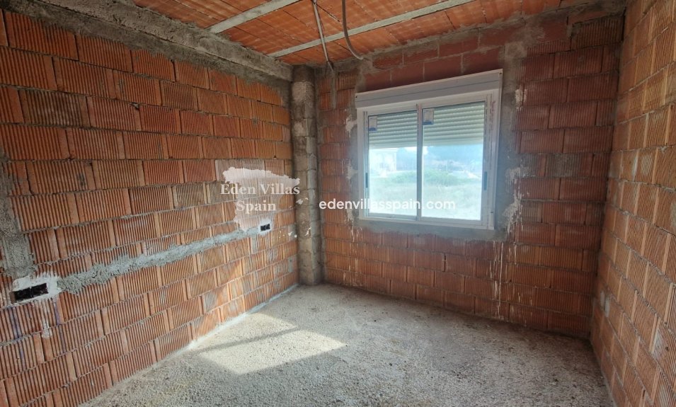 Resale - Country House - Crevillente